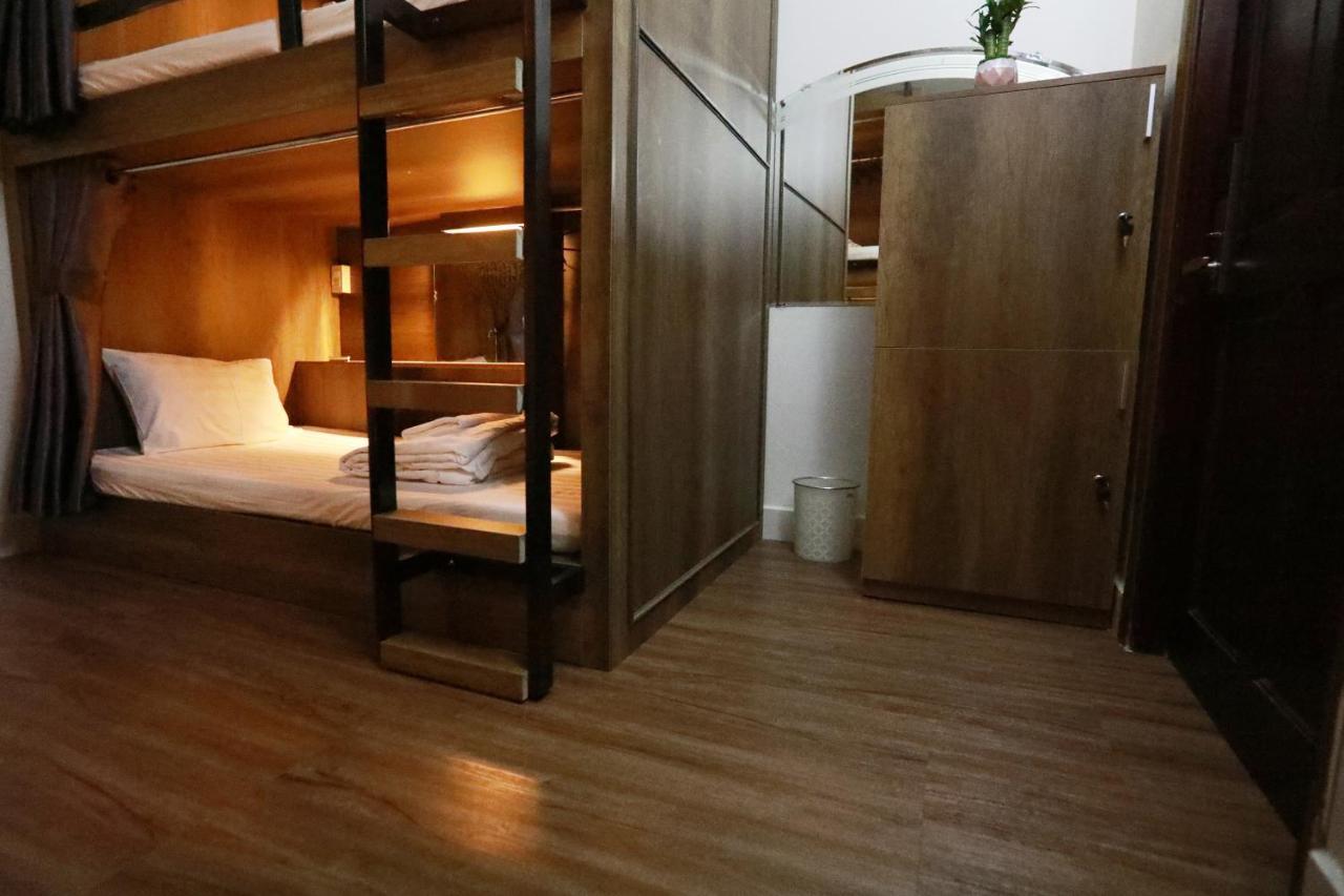 Bui Vien Street Hostel โฮจิมินห์ซิตี้ ภายนอก รูปภาพ