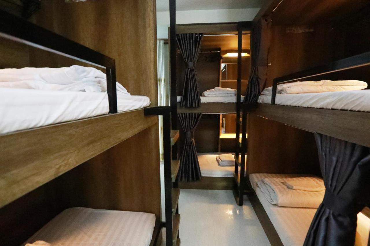 Bui Vien Street Hostel โฮจิมินห์ซิตี้ ภายนอก รูปภาพ