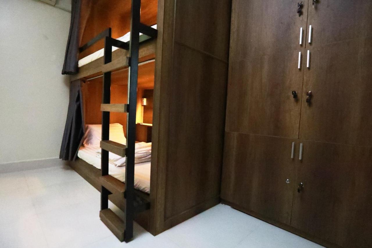 Bui Vien Street Hostel โฮจิมินห์ซิตี้ ภายนอก รูปภาพ