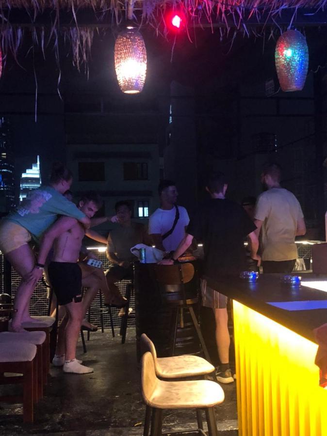 Bui Vien Street Hostel โฮจิมินห์ซิตี้ ภายนอก รูปภาพ