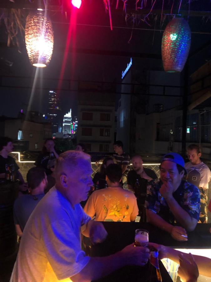 Bui Vien Street Hostel โฮจิมินห์ซิตี้ ภายนอก รูปภาพ
